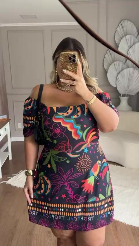 Macaquinho Tropical Plus Size