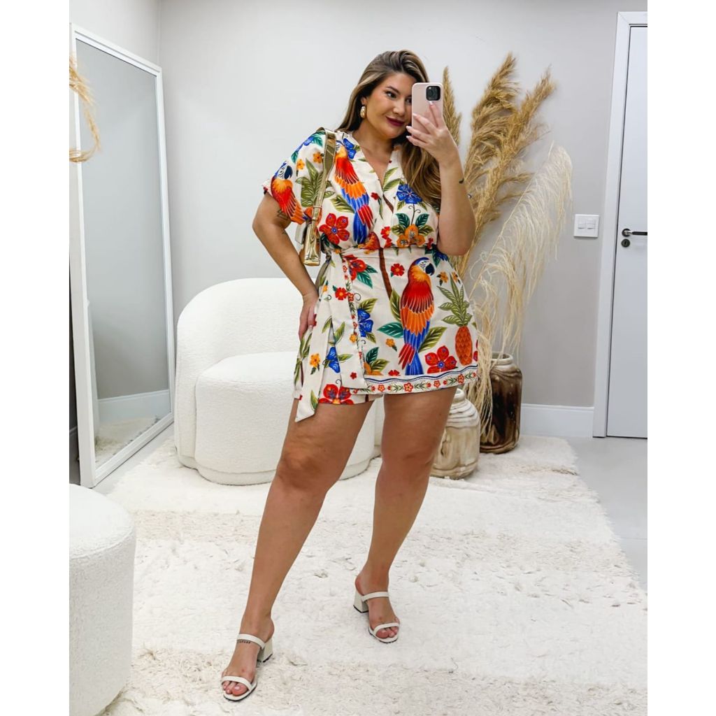 Macaquinho Arara Plus Size