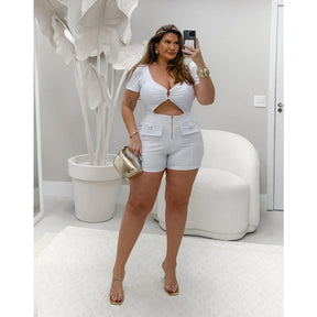 Macaquinho Decote Plus Size