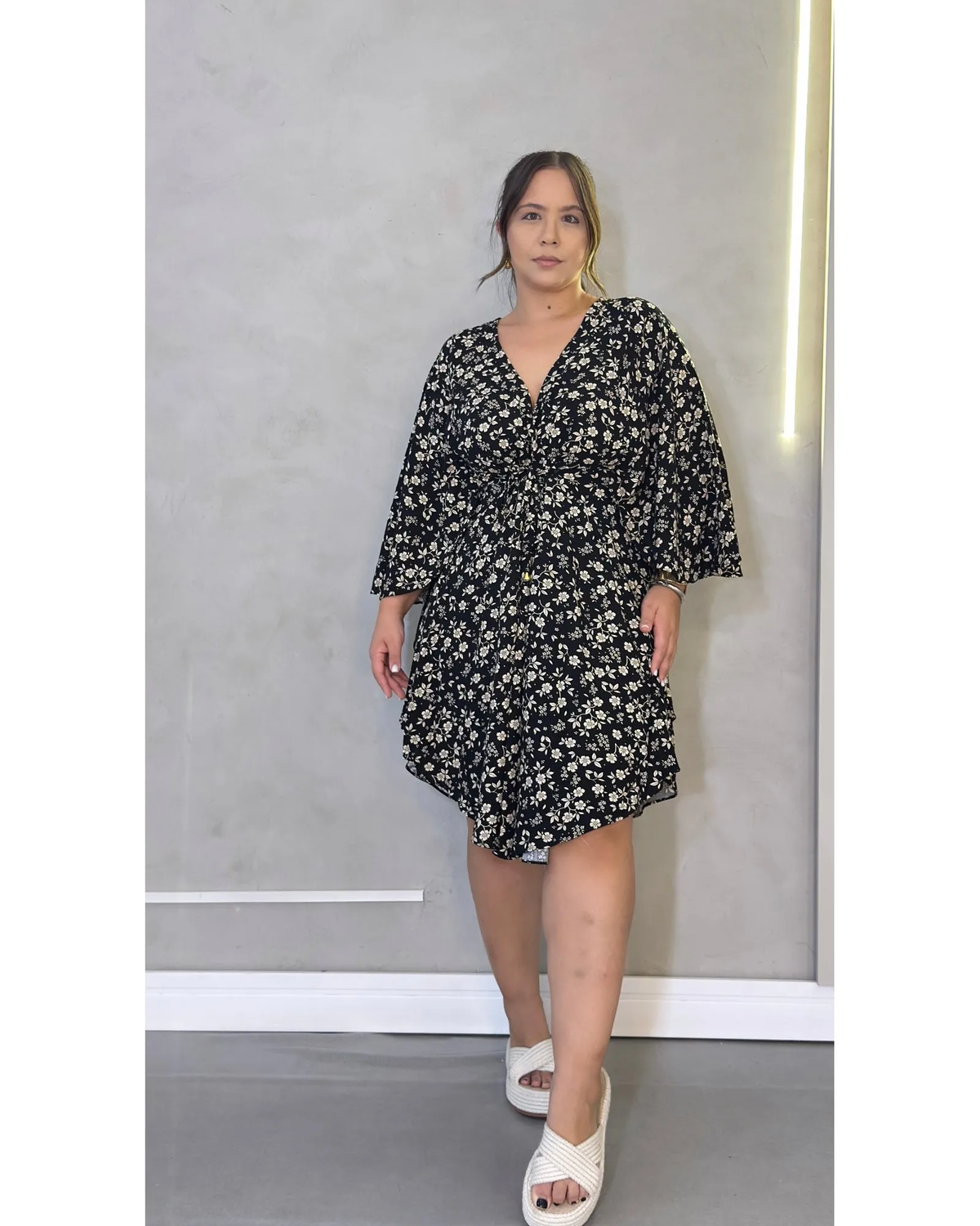 Vestido Curto Bata